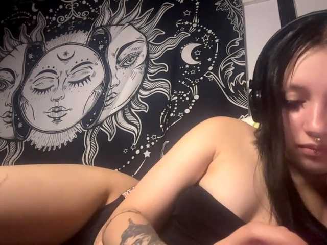 StephanyPlimpton live cam on BongaCams