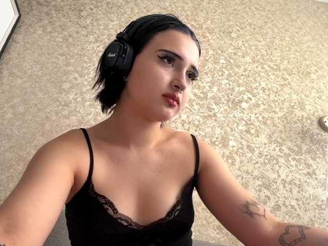 StephanyPlimpton live stream preview