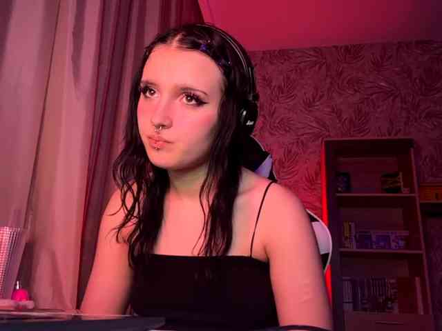 StephanyPlimpton live female cam on bongacams