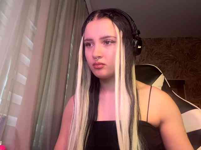 StephanyPlimpton — live female cam on BongaCams