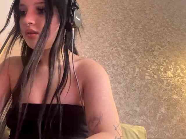 stephanyplimpton's live room
