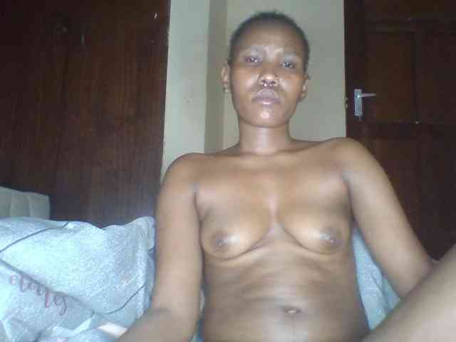 Sexycharmychoco webcam
