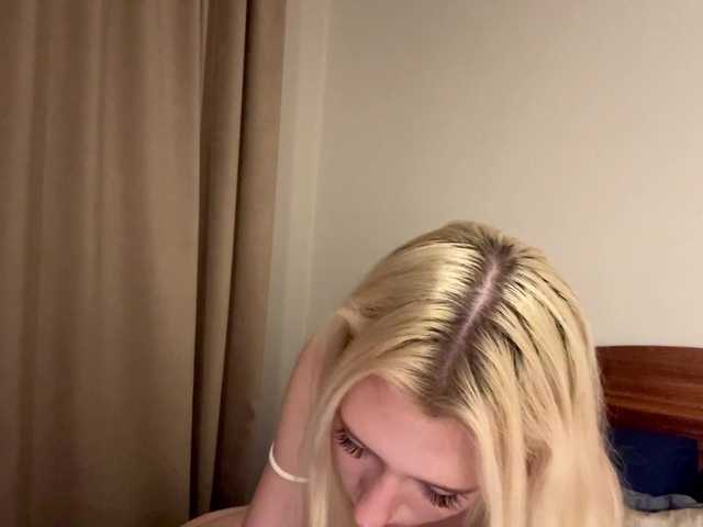 AnastasiaMillers live cam on BongaCams