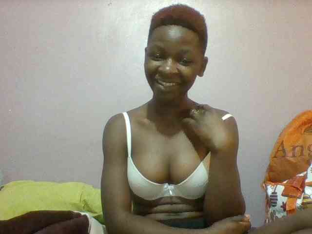 Sexydoll13 webcam