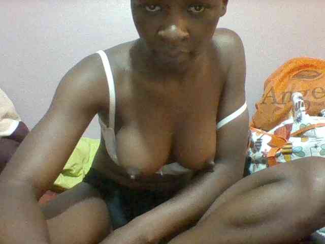Sexydoll13 webcam