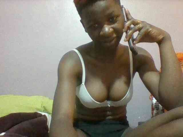 Sexydoll13 webcam