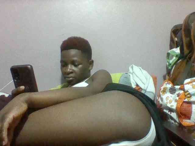 Sexydoll13 webcam