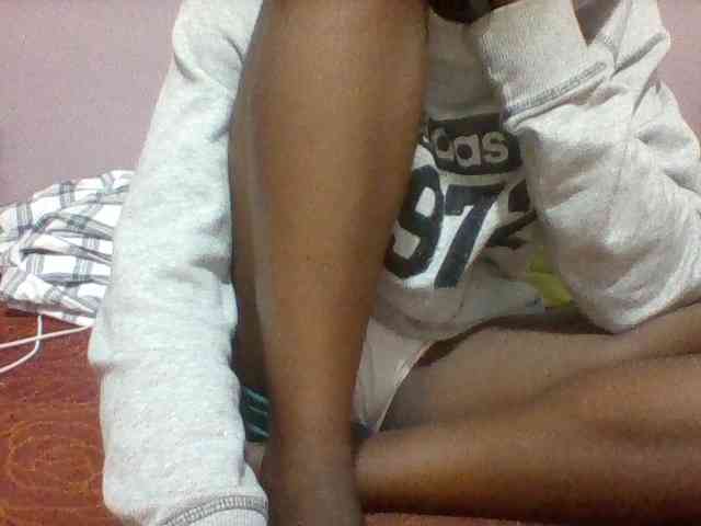 Sexydoll13 webcam