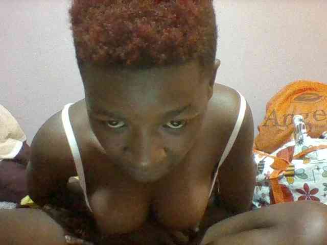 Sexydoll13 webcam