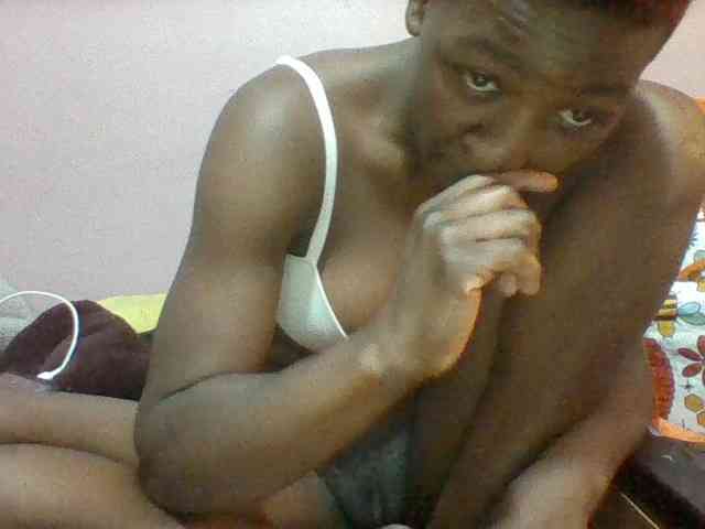 sexydoll13's live room