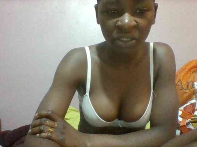 Sexydoll13 webcam
