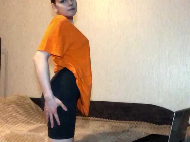 HollyMillers live cam on BongaCams