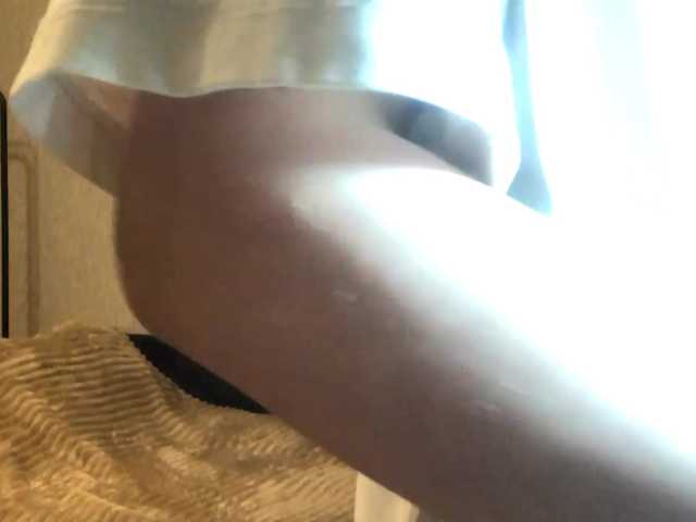 HollyMillers live cam on BongaCams