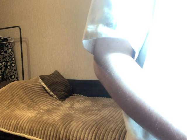 HollyMillers live cam on BongaCams