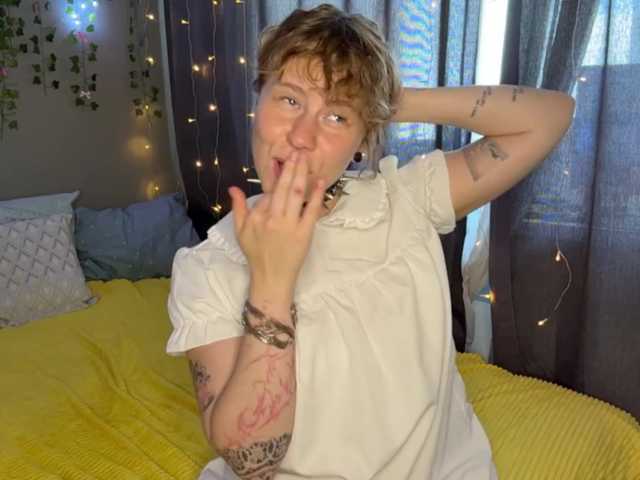 SofiaMillers live cam on BongaCams