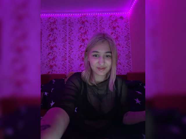 Lilua live cam on BongaCams