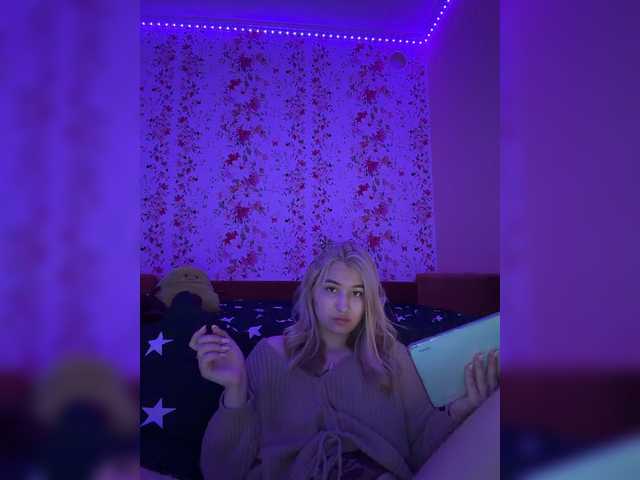 Lilua live cam on BongaCams