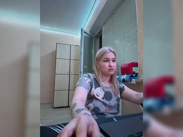 Lilua live cam on BongaCams