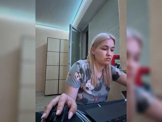 Lilua live cam on BongaCams