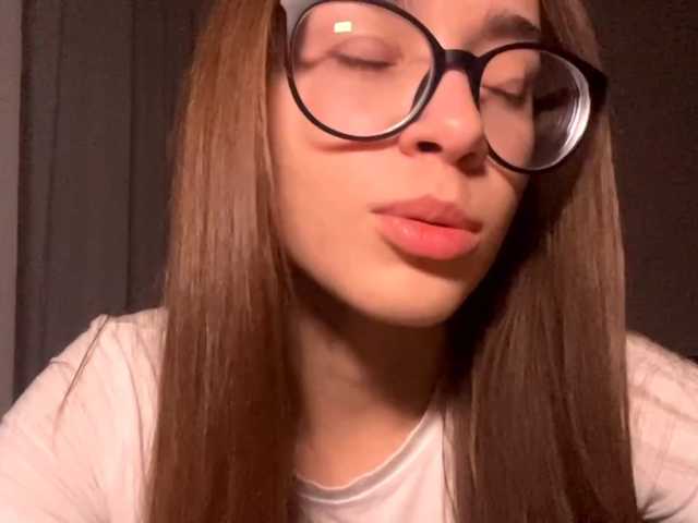 DaliaTronstad live cam on BongaCams