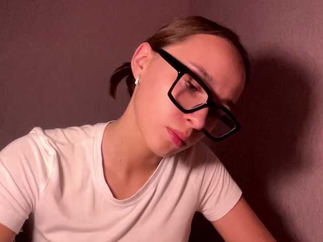 DaliaTronstad live cam on BongaCams