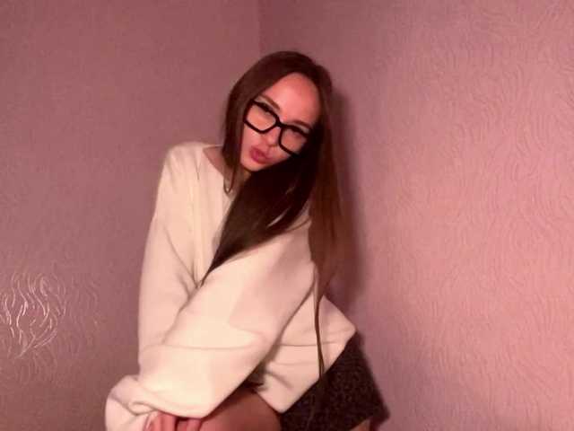 DaliaTronstad live cam on BongaCams