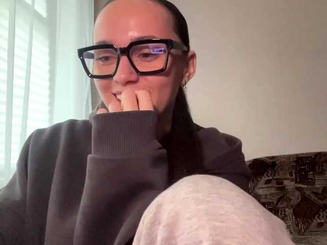 DaliaTronstad live cam on BongaCams