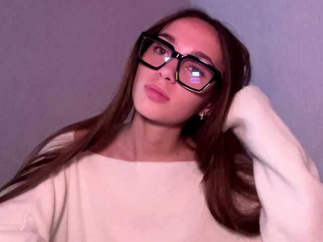 DaliaTronstad live cam on BongaCams