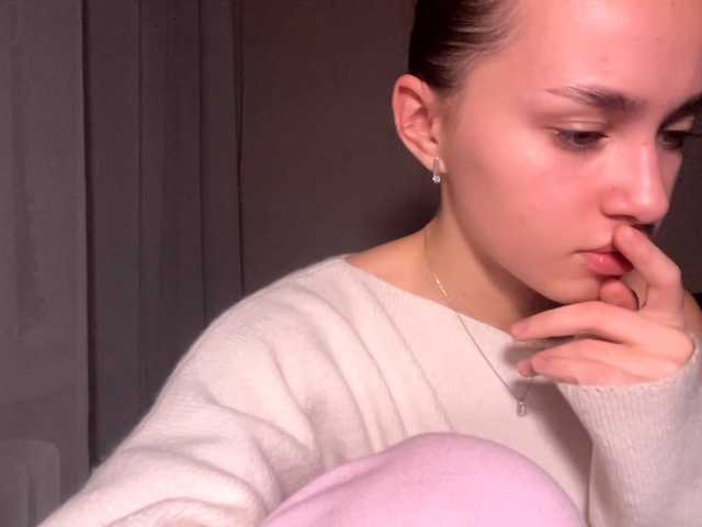 DaliaTronstad live cam on BongaCams