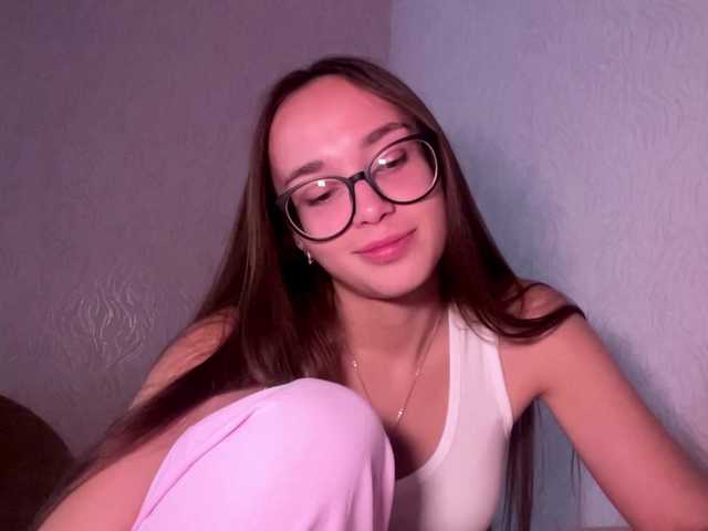 DaliaTronstad live cam on BongaCams