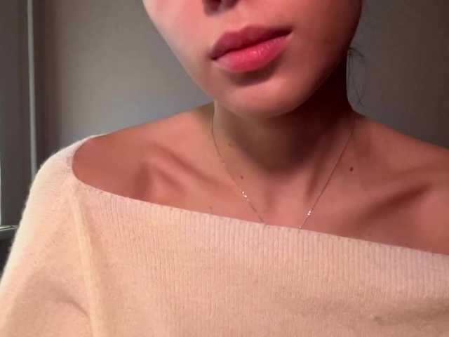 DaliaTronstad live cam on BongaCams