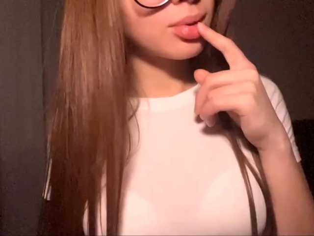 DaliaTronstad live cam on BongaCams