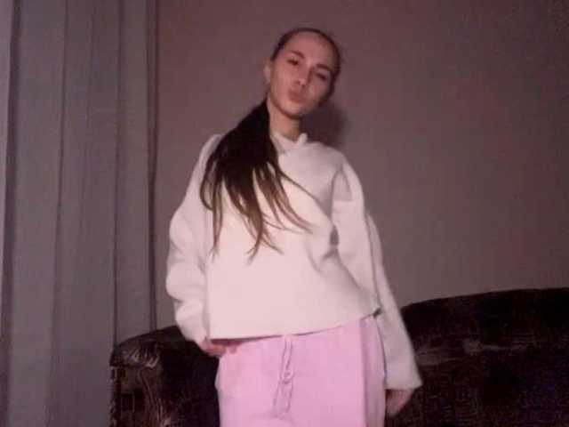 DaliaTronstad live cam on BongaCams
