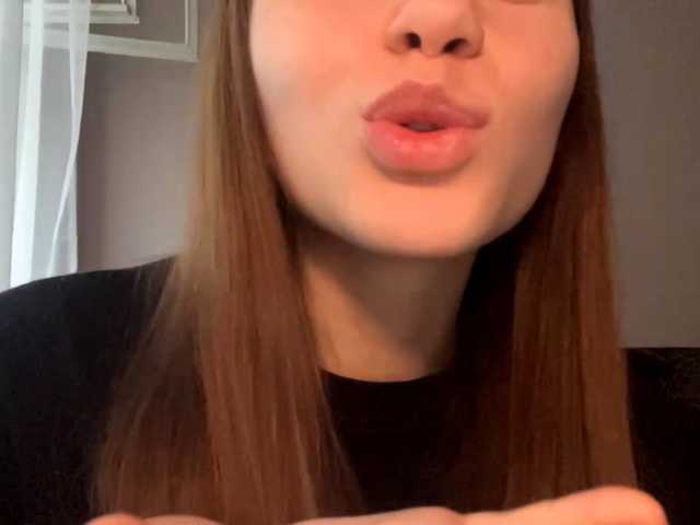 DaliaTronstad live cam on BongaCams