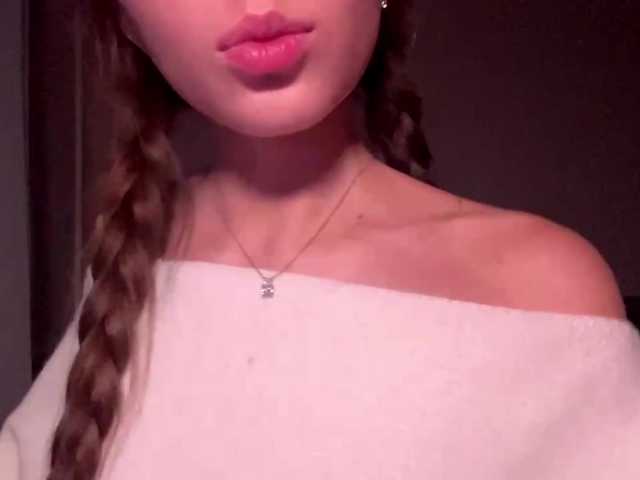DaliaTronstad live cam on BongaCams