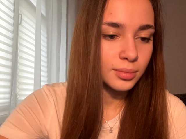 DaliaTronstad live cam on BongaCams