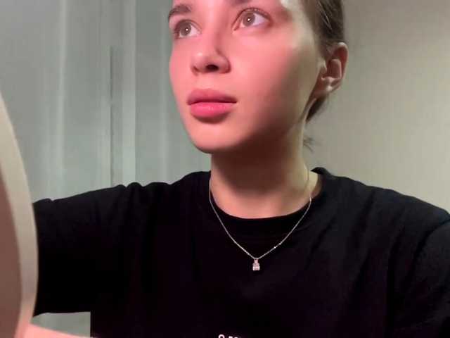 DaliaTronstad live cam on BongaCams
