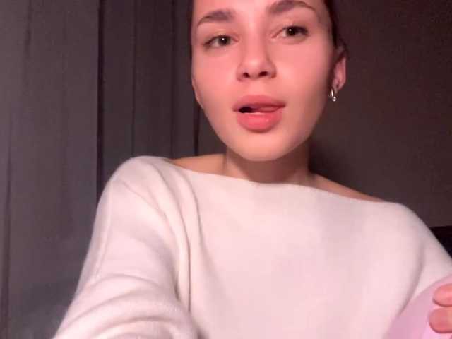 DaliaTronstad live cam on BongaCams