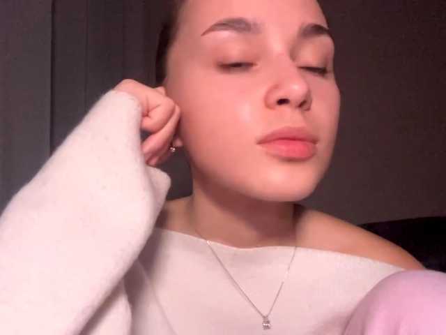 DaliaTronstad live cam on BongaCams
