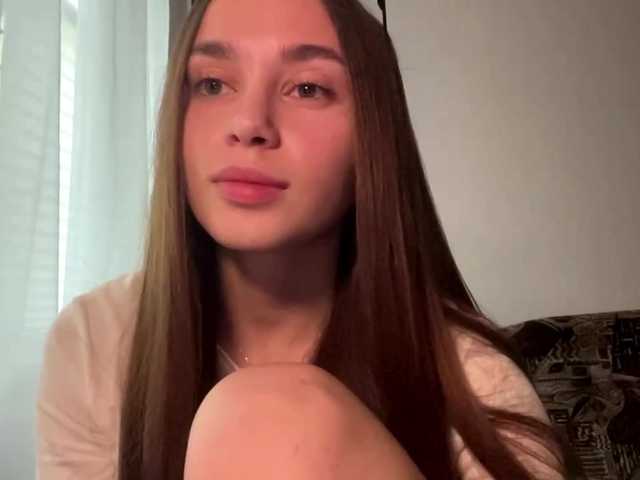 le modèle DaliaTronstad est en webcam porno dans un show sur le site bongacams, il possède les tags suivants: White/Caucasian,Brunette,Shaved