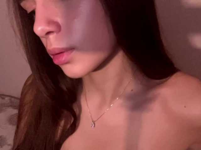 DaliaTronstad live cam on BongaCams