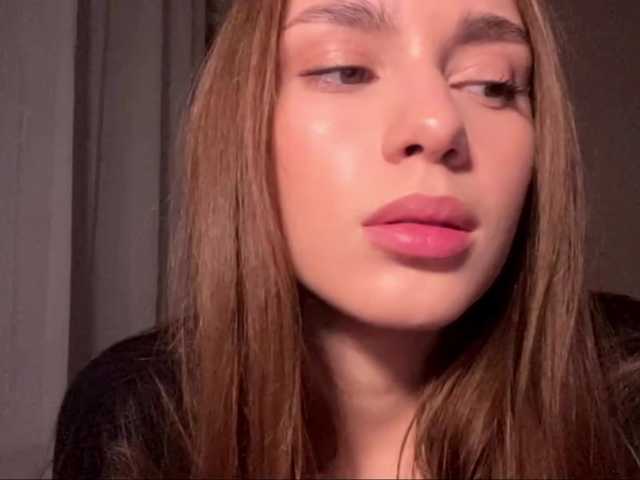DaliaTronstad live cam on BongaCams