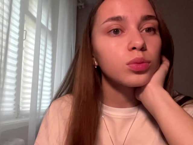 DaliaTronstad live cam on BongaCams