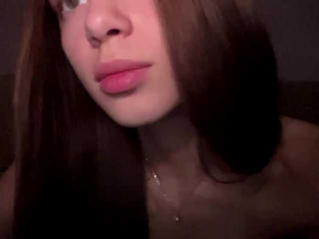 DaliaTronstad live cam on BongaCams