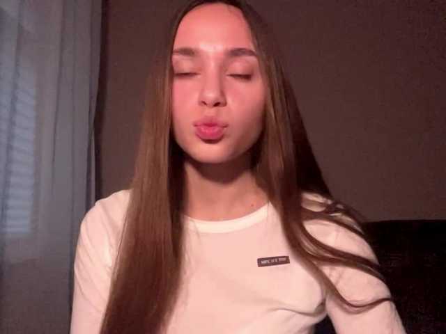 DaliaTronstad live cam on BongaCams