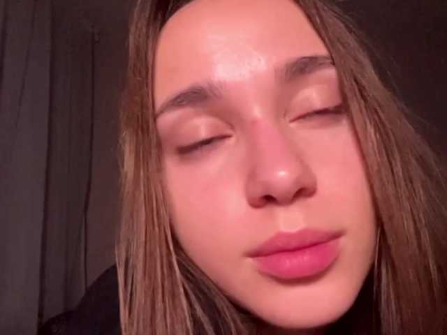 DaliaTronstad live cam on BongaCams
