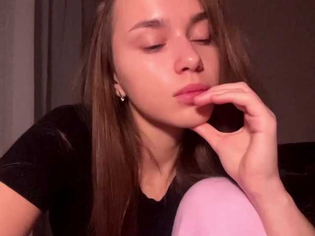 DaliaTronstad live cam on BongaCams