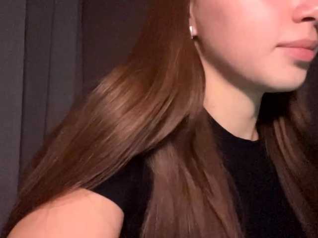 DaliaTronstad live cam on BongaCams
