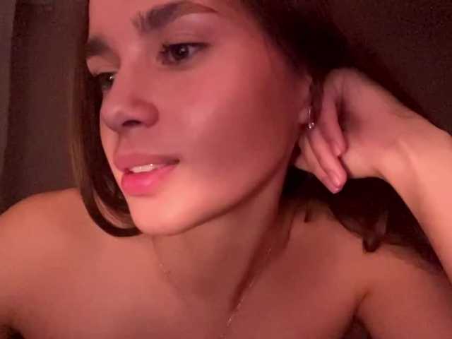 DaliaTronstad live cam on BongaCams
