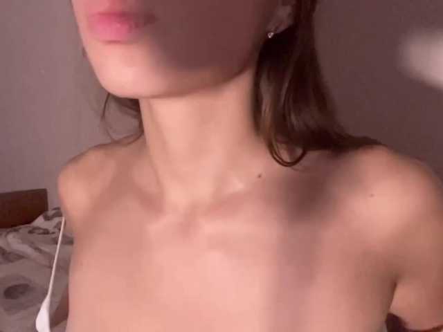 DaliaTronstad live cam on BongaCams